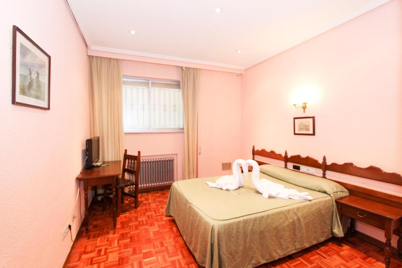 Hotel Castellano Centro Саламанка Экстерьер фото
